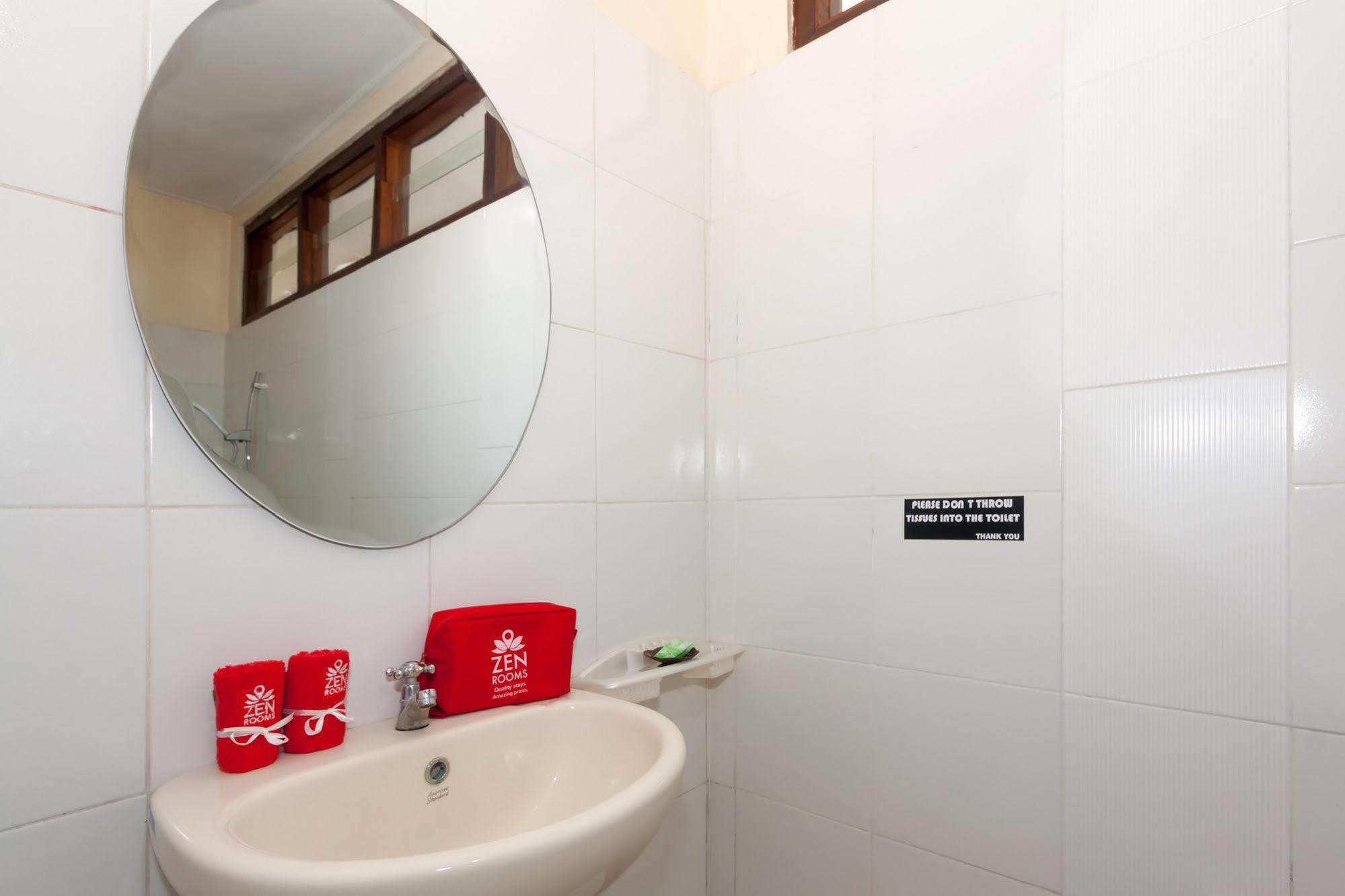 Zen Rooms Sanur Blanjong Sekawaru المظهر الخارجي الصورة
