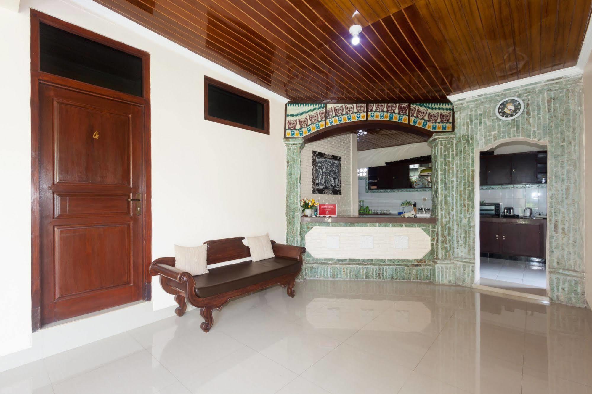 Zen Rooms Sanur Blanjong Sekawaru المظهر الخارجي الصورة